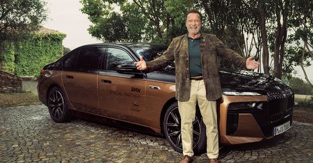 Najpotężniejszy elektryk od BMW spotkał najpotężniejszego aktora
