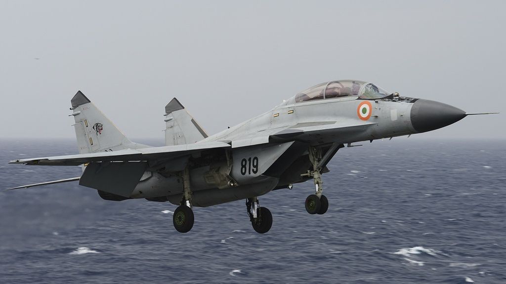 MiG-29K zbiera w Indiach złe opinie. Jest bardzo awaryjny i ma niską wytrzymałość na warunki morskie