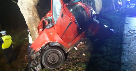 Tragiczny finał pościgu. Trzy osoby nie żyją