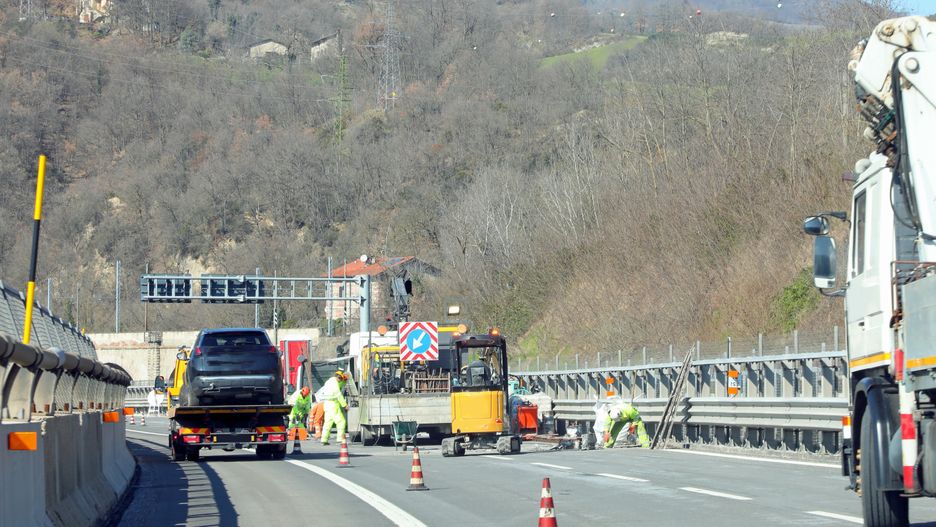 Drogowcy pracują na ul. Pszczyńskiej w Jastrzębiu