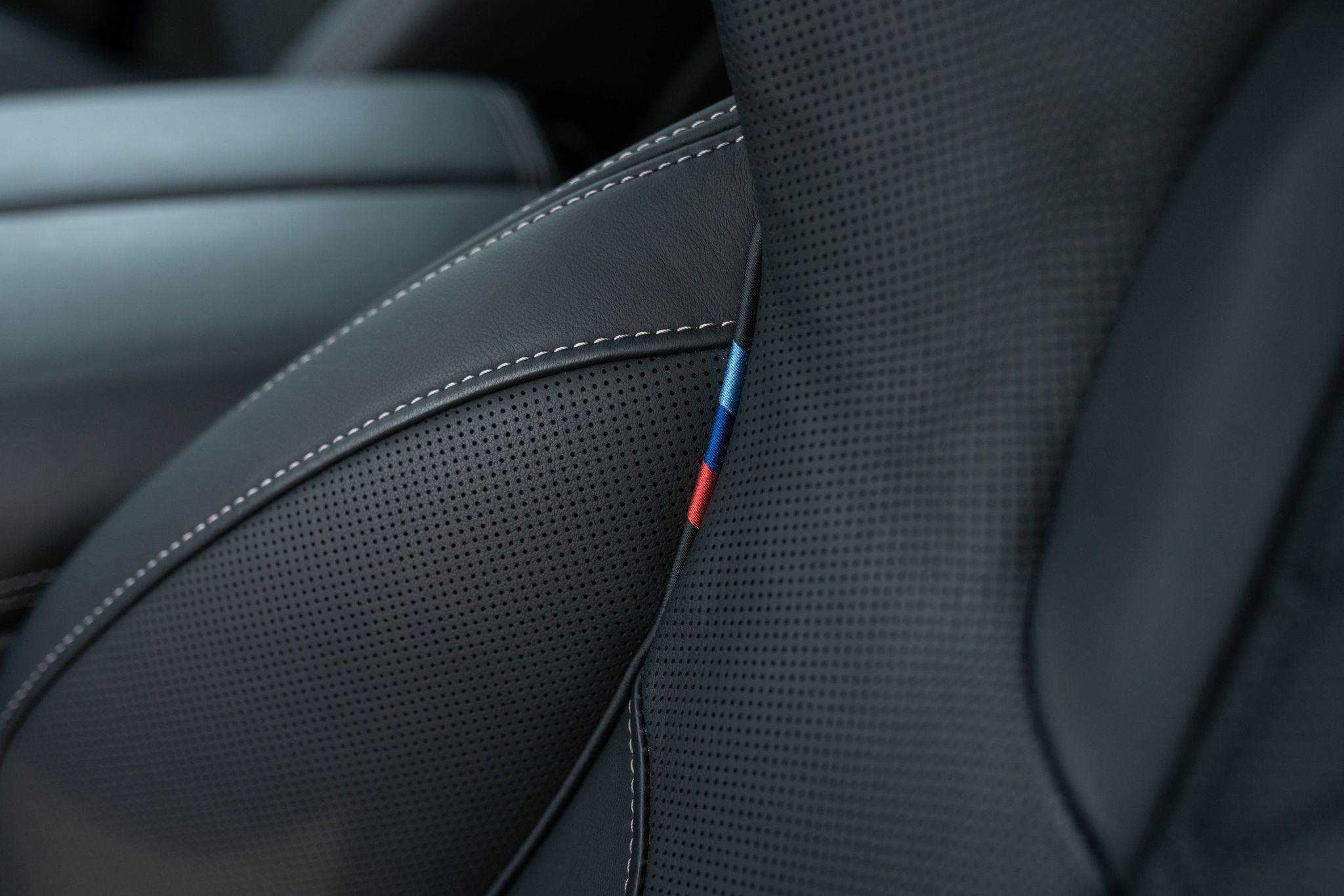 BMW X6 M60i