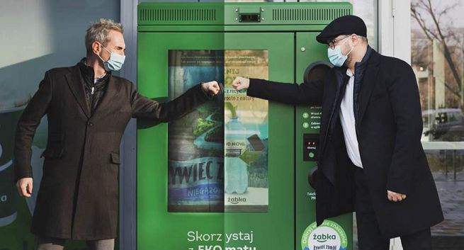 Żabka Polska i Żywiec Zdrój testują ekomaty do selektywnej zbiórki odpadów