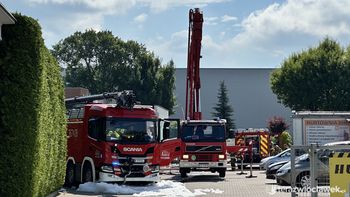 Pożar magazynów przy ul. Barskiej. Ewakuowano pacjentów szpitala