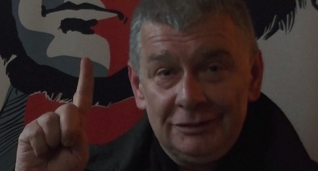 Marcin Świetlicki podkreśla: nie chcę Nagrody Nike z powodu procesu Agory i Michnika z Rymkiewiczem