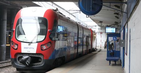 Komunikacyjny koszmar w okolicach Warszawy. Maszyniści zatrzymają pociągi