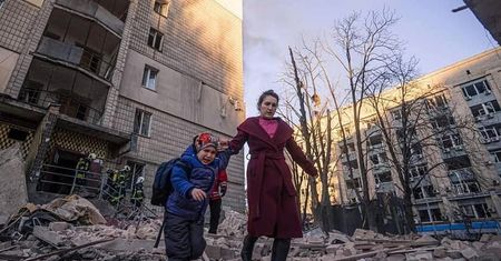 Doniesienia z Kijowa. Oddychanie takim powietrzem jest niebezpieczne