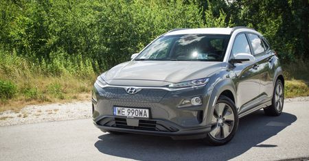 Hyundai Kona Electric taniej i z większym zasięgiem. Ile trzeba zapłacić?