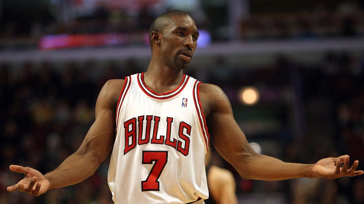 The Chicago Bulls' Ben Gordon on the court against the Toronto Raptors in 2009 at the United Center in Chicago. (John Smierciak/Chicago Tribune/Tribune News Service via Getty Images)