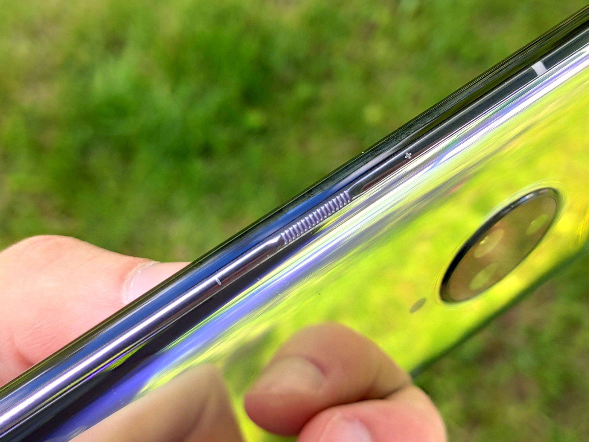 vivo NEX 3S 5G to telefon tak piękny, że nie mieści się w... ręce [TEST] 7
