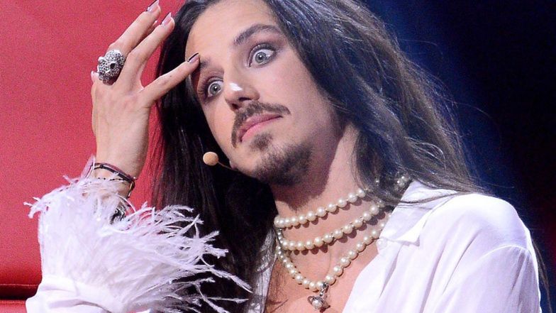 Michał Szpak przywołuje wypowiedź księdza, który twierdzi, że od kapłana nie można się zarazić koronawirusem