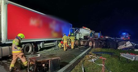 Groźny wypadek na S7. Droga jest zablokowana