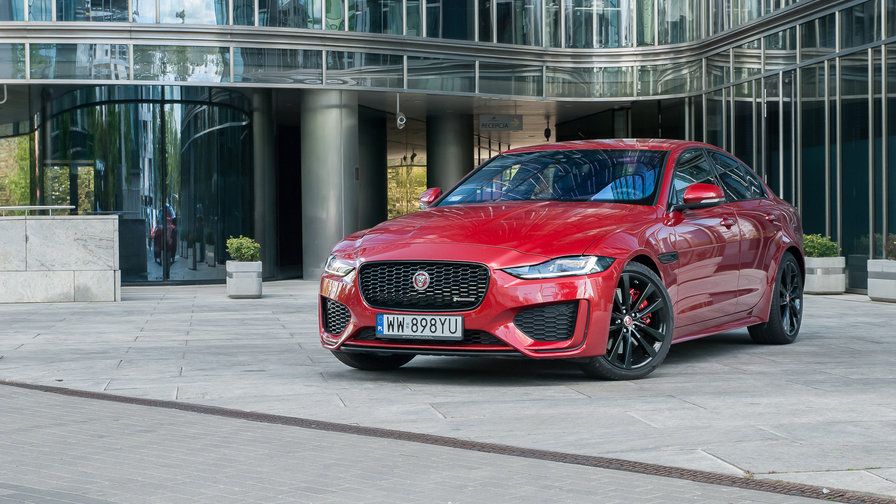 Jaguar XE (2020) (fot. Mateusz Lubczański)