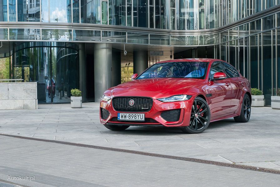 Jaguar XE (2020) (fot. Mateusz Lubczański)