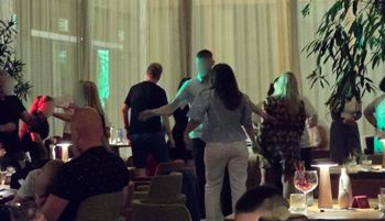 Sceny w Pobierowie. Tak Polacy zachowali się w restauracji