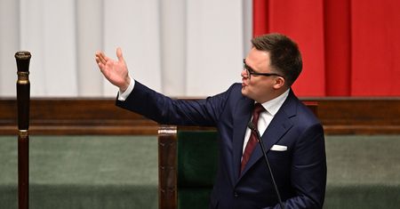 Hołownia wprowadza nowe porządki. Kiedy wystąpi w TVP?