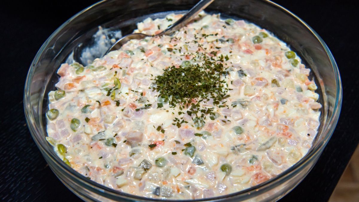 Co zrobić, aby sałatka jarzynowa dłużej była świeża?