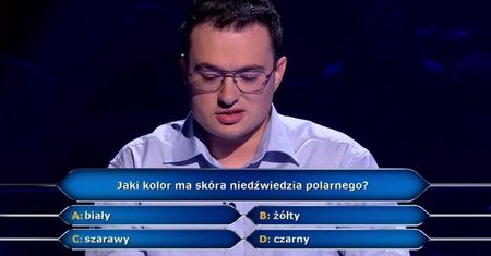 "Milionerzy": gracz stracił sporą sumę. Wszystko przez skórę niedźwiedzia polarnego