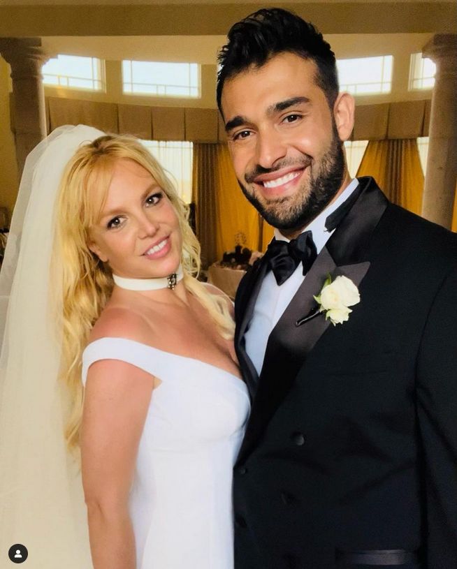 Donatella Versace chwali się zdjęciami i nagraniem ze ślubu Britney Spears