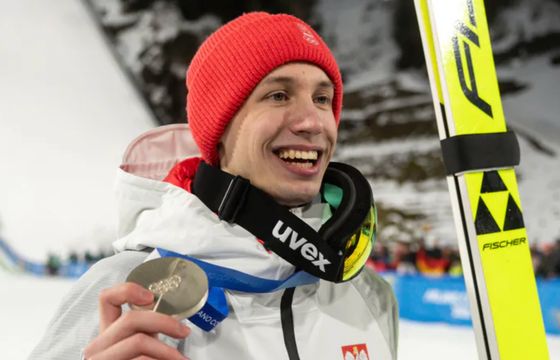 Nagły zwrot ws. transmisji konkursów z Tomasiakiem. Nadawca ogłasza