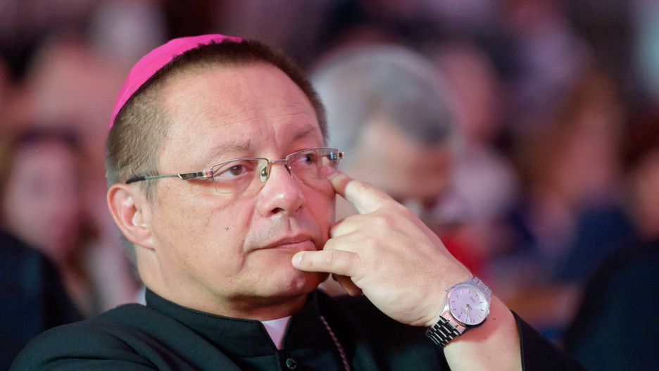 Archidiecezja łódzka, na której czele stole abp. Grzegorz Ryś, wydzierżawiła swój las pod kopalnię piasku. 
