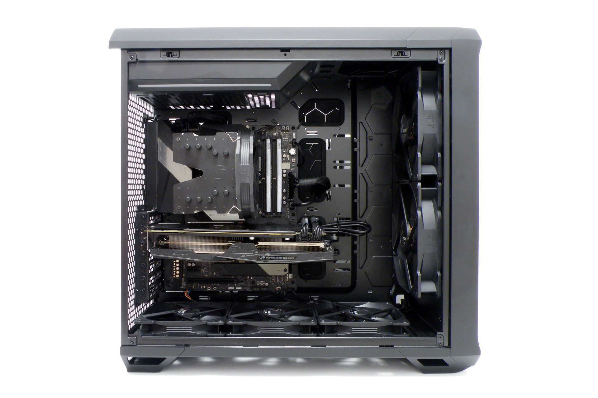 Fractal Design Torrent TG - montaż podzespołów