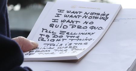 Zdjęcie notatek Trumpa stało się hitem. Wiemy, jak powstało