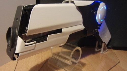 W pełni funkcjonalny pistolet laserowy domowej roboty [wideo] 1