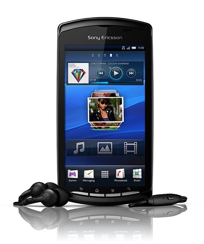 Xperia PLAY na wideo