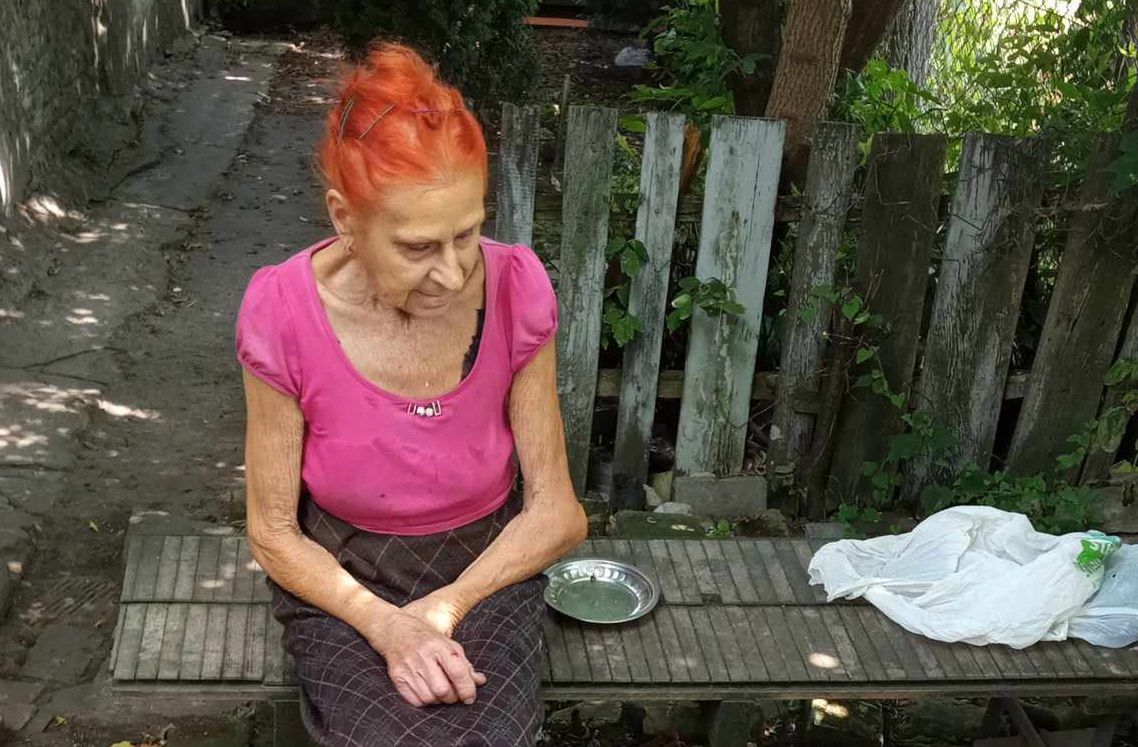 Emerytowana nauczycielka z Lublina potrzebuje pomocy. "Musimy zdążyć przed zimą"