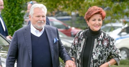 Jolanta i Aleksander Kwaśniewscy, również Marta Nawrocka ofiarami oszustów. Prawnik mówi o skandalu
