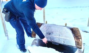 Weszli do domu 81-latka. Termometr wskazywał tylko 1 st. C.