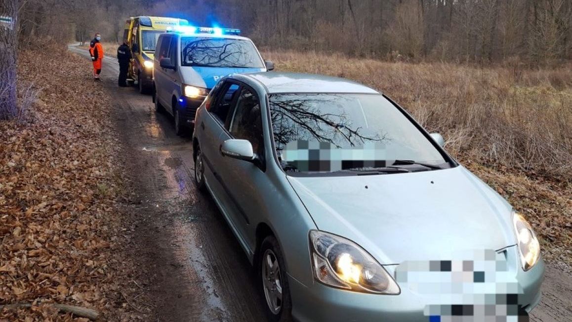 19-latka zasłabła za kierownicą 