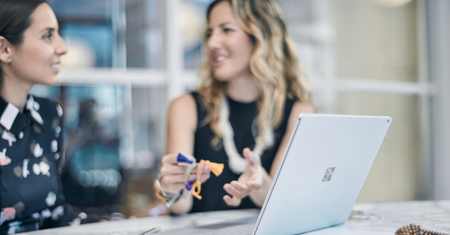 Microsoft Surface Book 2 i Surface Pro 6 mają problem z wydajnością. Trwają prace nad łatką
