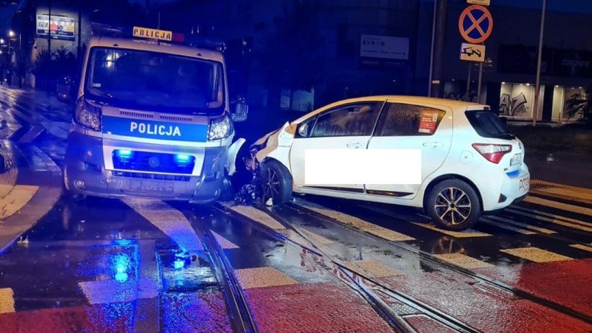 Do wypadku doszło na ulicy Kilińskiego w Łodzi. 22-latek znajdował się pod wpływem narkotyków (Policja Łódzka)