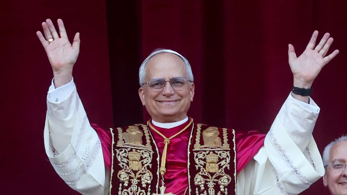 Leon XIV w przeszłości już gościł w Polsce. Sieć obiegło jego zdjęcie z Janem Pawłem II