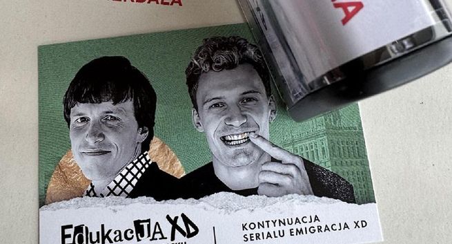 Canal + hasłem "Sprzedam Polskę XD" promuje serial "Edukacja XD"