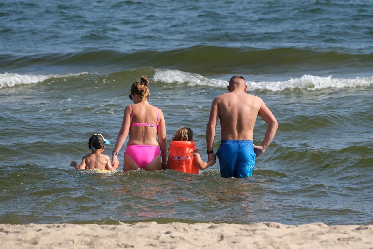 Częsty widok na plażach. "Potem płaczą i mówią o pedofilach"