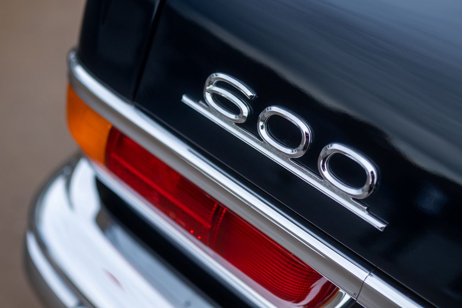 Mercedes-Benz 600 (W100)
