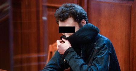 Amerykanin miał zabić i poćwiartować matkę. Rusza proces w Warszawie