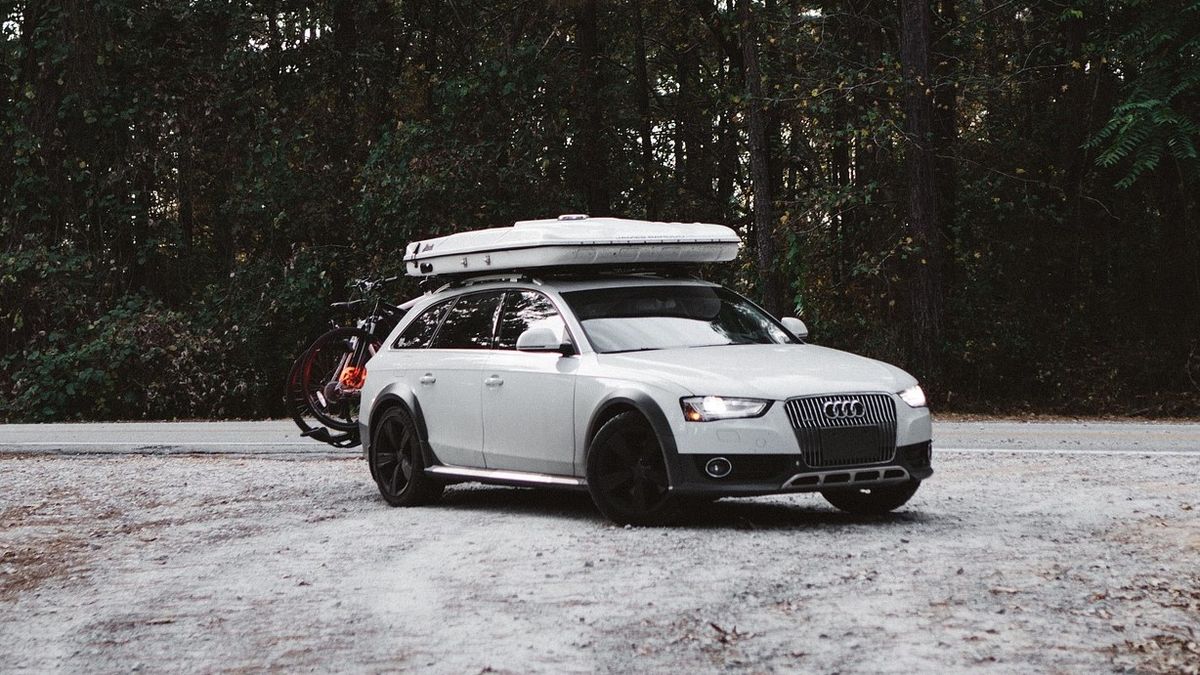 samochód kombi transport przewóz zima narty ferie audi a6