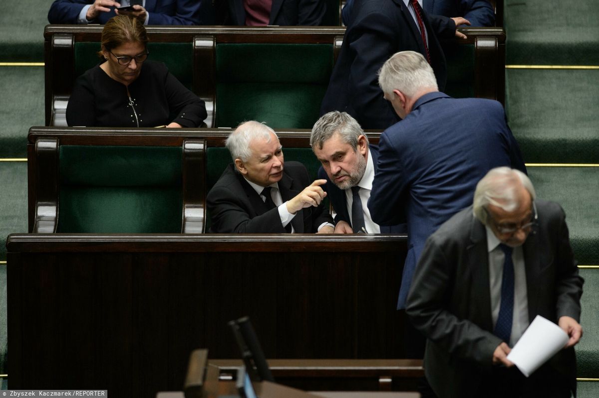 Jan Krzysztof Ardanowski i Jarosław Kaczyński w Sejmie