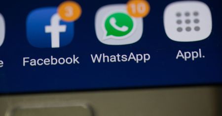 Wrocław. Dzwonili na 112 i pytali kiedy włączą Facebooka