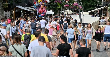 Turyści płacą więcej. "Wygląda tak, jakby kurort chciał się ich pozbyć"