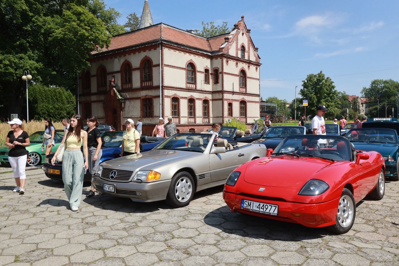 Tychy: Samochodowy szał na Zlocie Kabrioletów 2025.