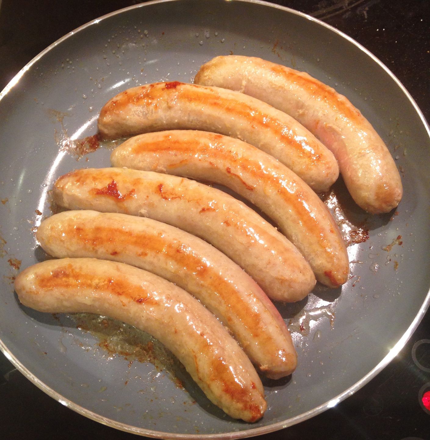 Smażona biała kiełbasa