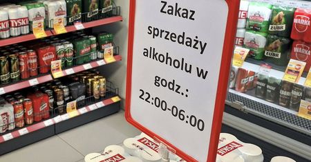 Koniec z nocnymi zakupami alkoholu w Warszawie. Zakaz obejmie całe miasto