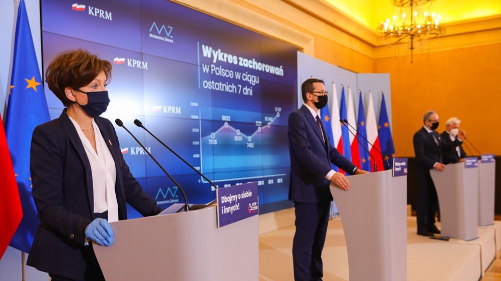 Minister rodziny i polityki społecznej Marlena Maląg oraz premier Mateusz Morawiecki będą decydować o zmianach w oskładkowaniu