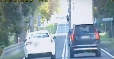Kierowca maserati dostał wysoki mandat i 24 punkty karne