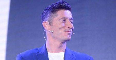 Robert Lewandowski zainwestował w... PŁYWAJĄCĄ RESTAURACJĘ!