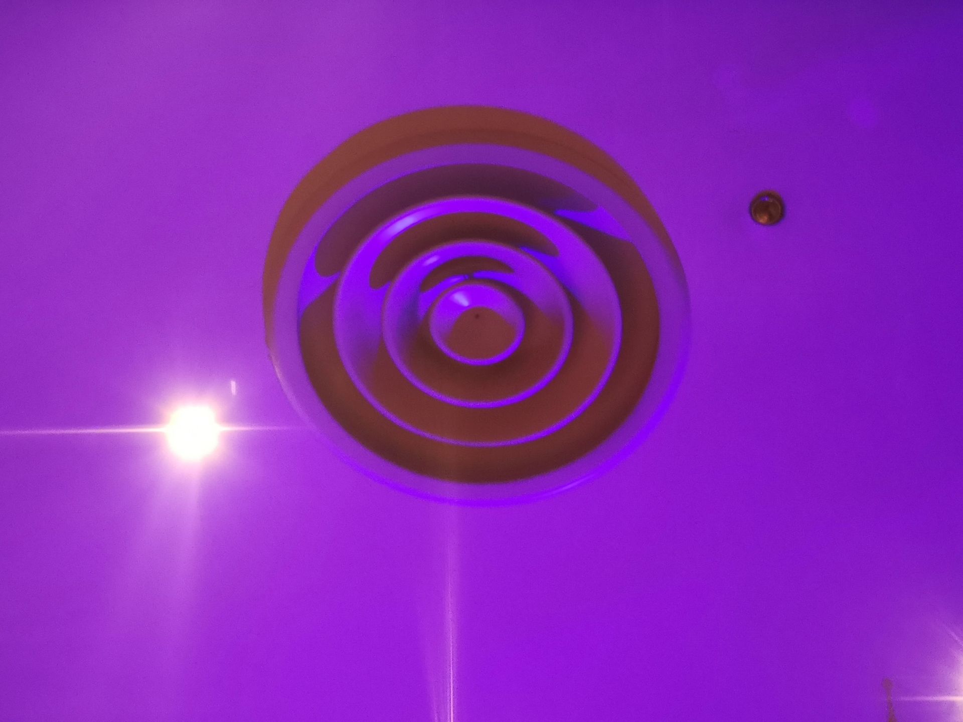 #wSkrócie: zoom Huaweia P30 Pro w akcji, Neffos C5 Plus w Polsce i Android 9 Pie dla kolejnych smartfonów Xiaomi 10